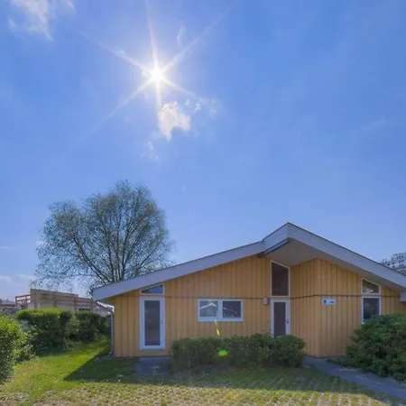 Dom wakacyjny Seeschwalbe 66 *